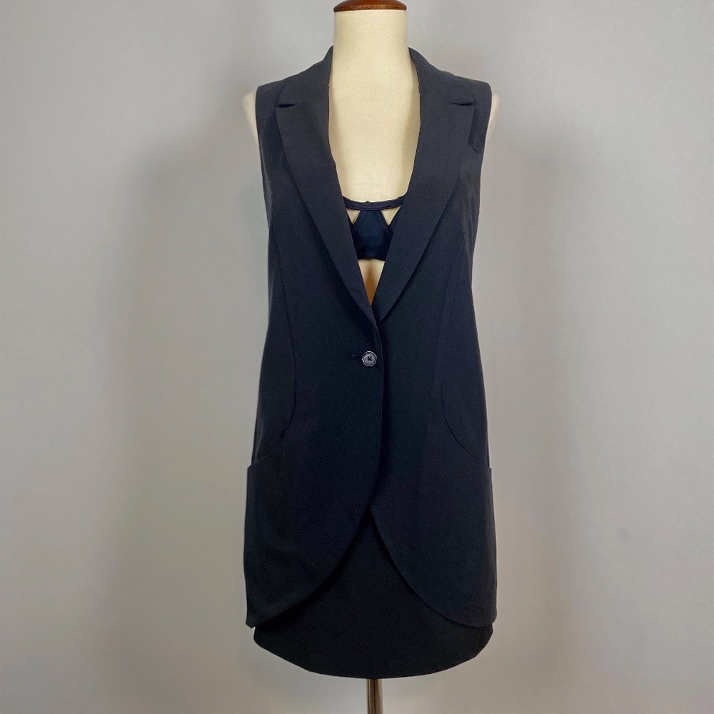 Elizabeth & James Black 2 Piece Suit Skirt/Vest Size 2
